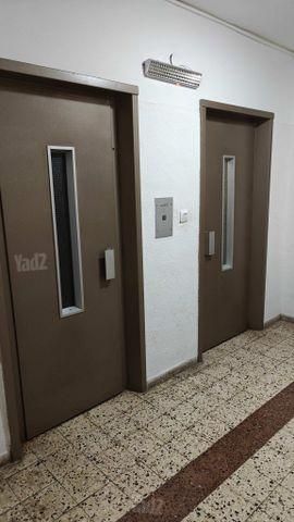 אוסישקין 22