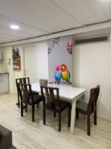 שוקן 15