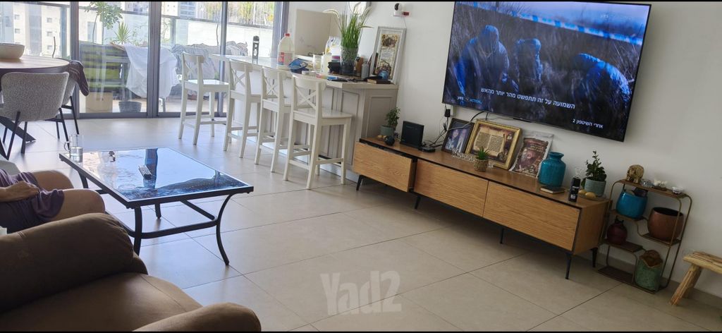 נווה יהושע 44