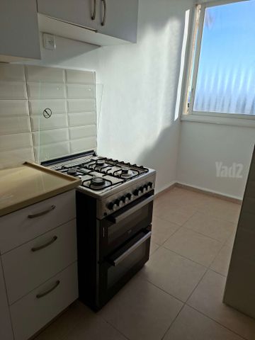 קרן היסוד 10