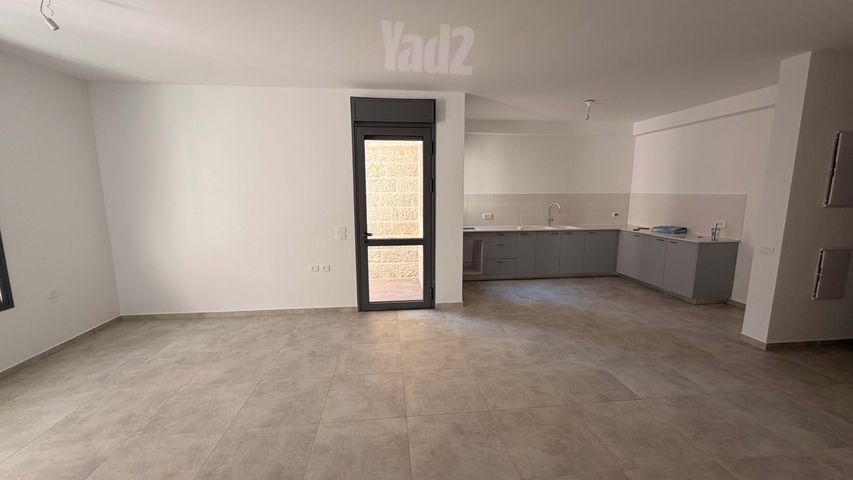 דירה להשכרה בירושלים (תיווך) — 3