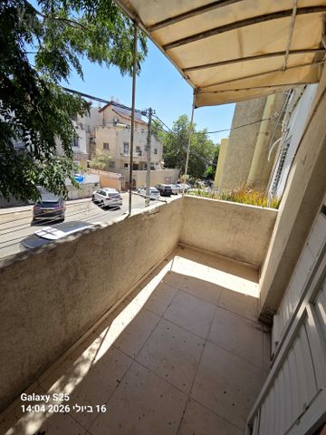 מולכו