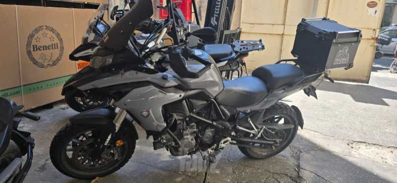 מודעת רכב בנלי TRK502X