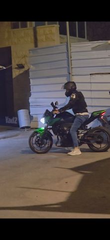 מודעת רכב קאוואסאקי Z400