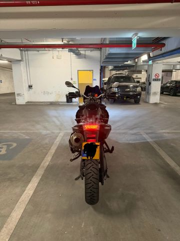 מודעת רכב ב.מ.וו F800GS