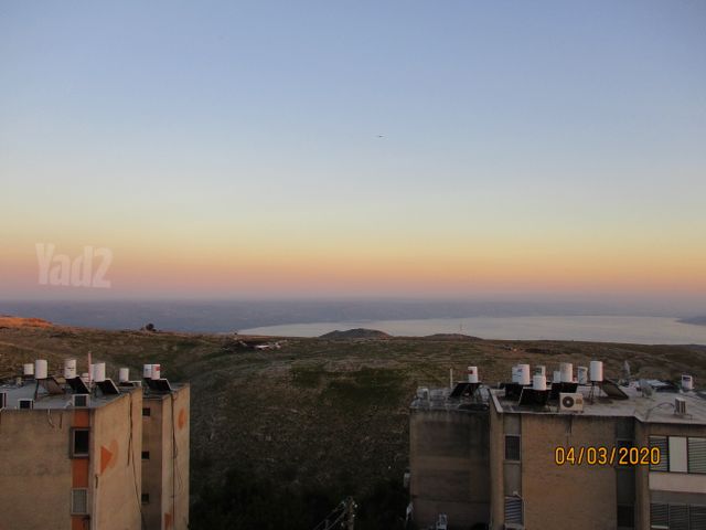 האחד עשר 301