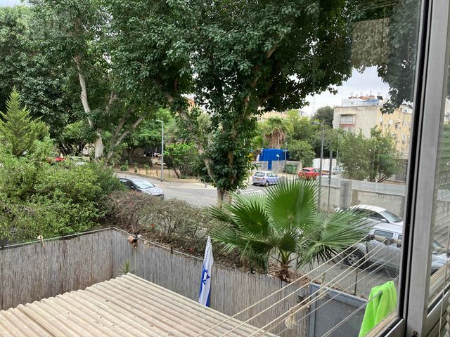 מרגולין 13