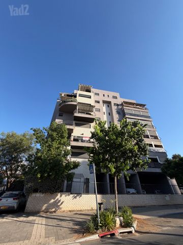 מנחם רצון 