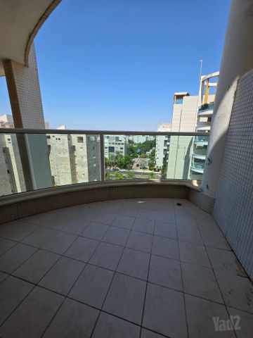 Petah Tikva, Israel 2