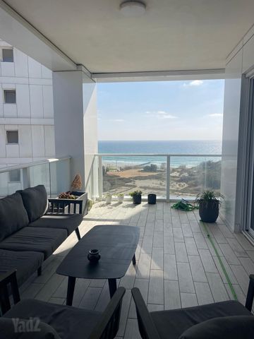 שדרות רחבעם זאבי 