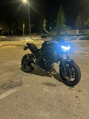 מודעת רכב קאוואסאקי Z650 abs