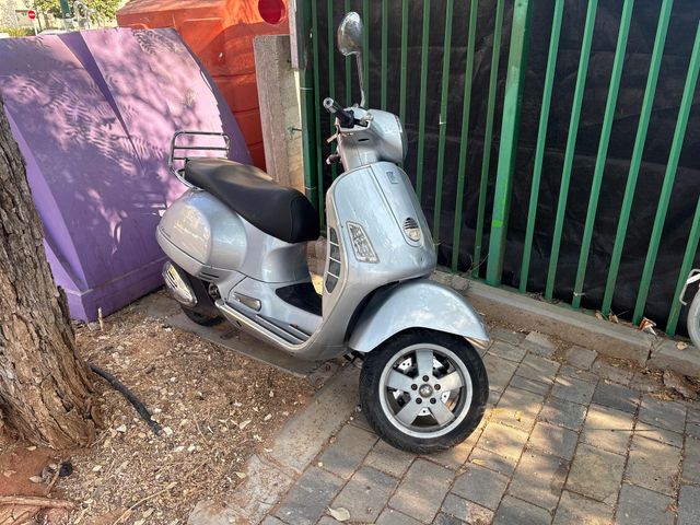 מודעת רכב פיאג'ו וספה GTS250