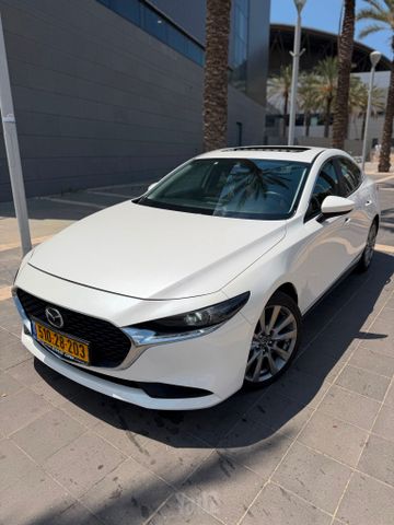 מודעת רכב מאזדה 3
