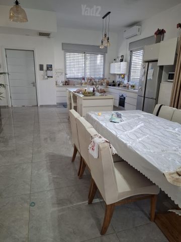 כרכום 5