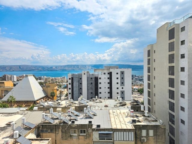 יהודה הנשיא 13