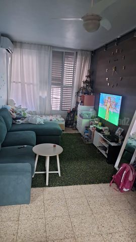 טשרניחובסקי 22
