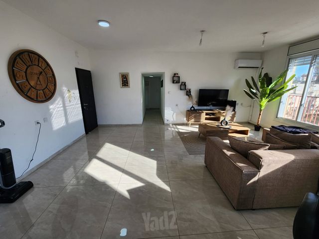 אהרון בן יוסף 9