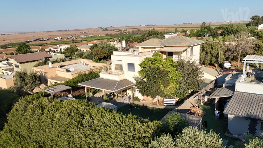חרמון 1