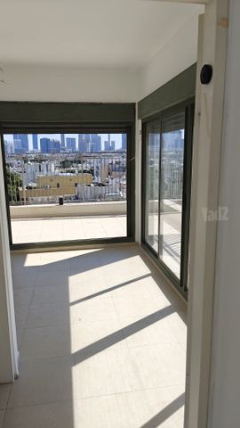 גג/ פנטהאוז
