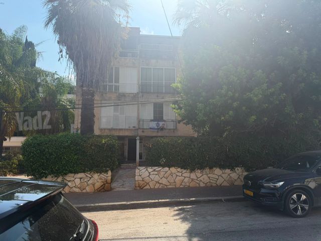 צביה לובטקין 