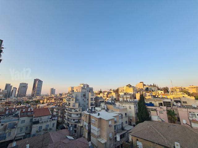 הבנים 