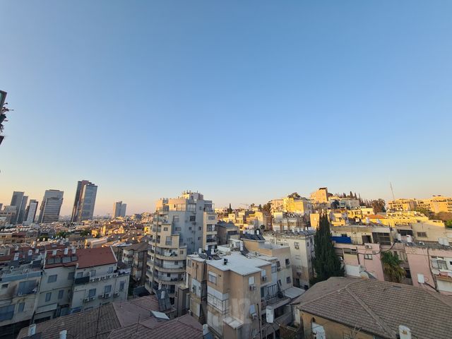 הבנים 