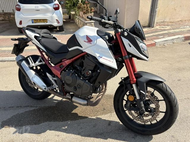 מודעת רכב הונדה HORNET 750