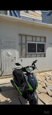 מודעת רכב אי-מקס - קטנועים חשמליים S110