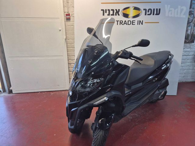 מודעת רכב פיאג'ו MP3 400