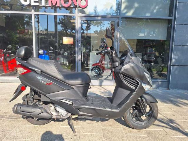 מודעת רכב סאן יאנג ג'וי רייד 200