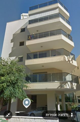 טרומפלדור 65