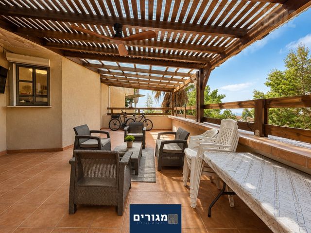 דירת גן, כרמליה, חיפה