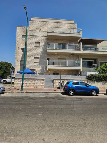 שדרות הרברט ליהמן 9