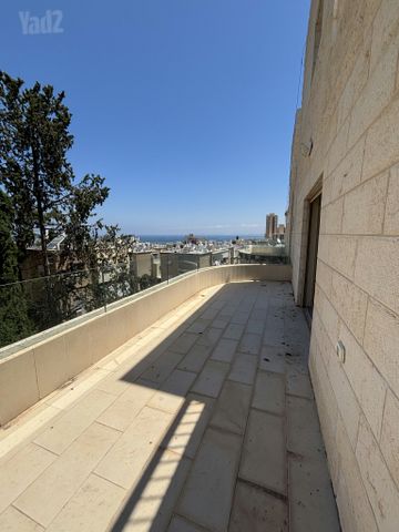לבונטין 23
