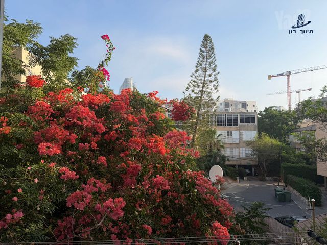 Givatayim, Israel 6