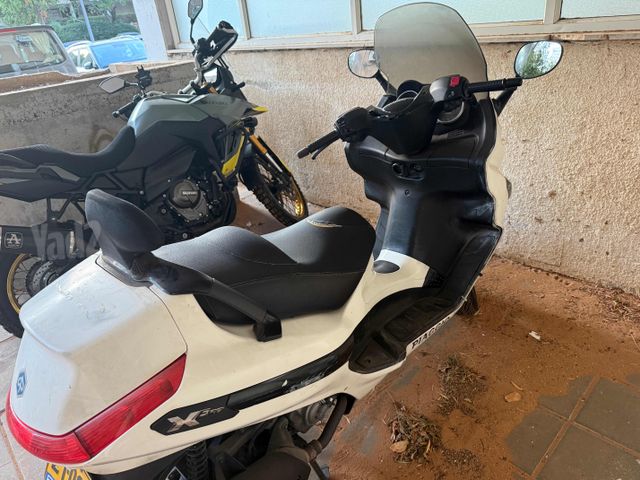 מודעת רכב פיאג'ו X-Evo 250