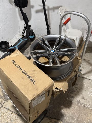 feedItemObj.data.row_1