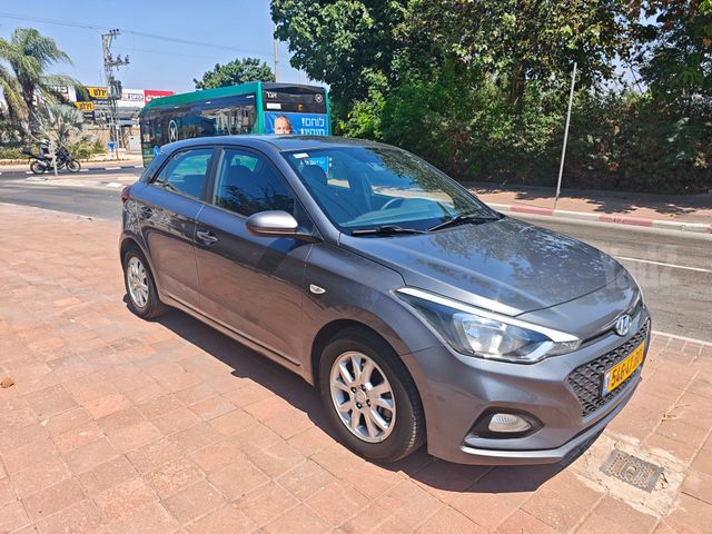מודעת רכב יונדאי i20