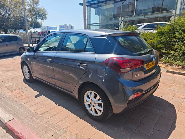 מודעת רכב יונדאי i20 2