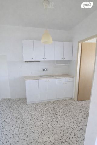 ההגנה 33