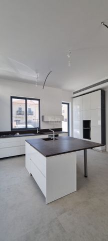 Petah Tikva, Israel 5