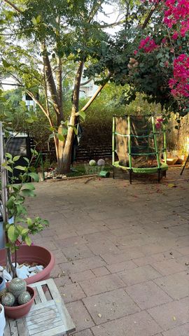 Givatayim, Israel 6
