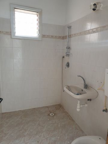 עזרא 35