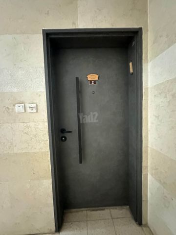 חדרה 19
