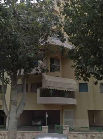 דירה, מחנה יהודה, פתח תקווה