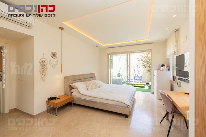 Haifa, Israel 10