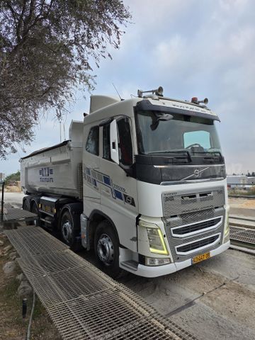 מודעת רכב וולוו