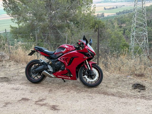 מודעת רכב הונדה CBR650R