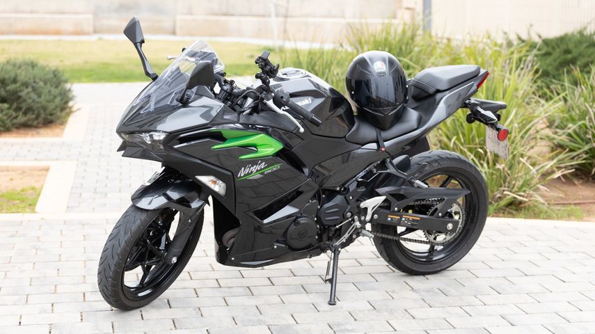 מודעת רכב קאוואסאקי נינג'ה 500