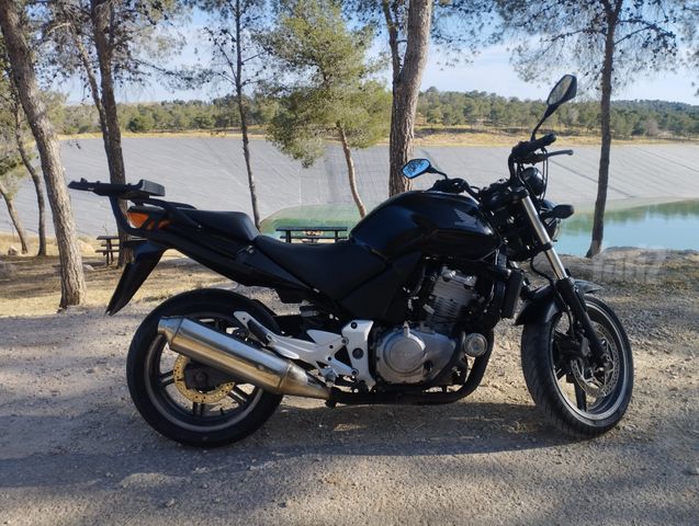 מודעת רכב הונדה CB500F